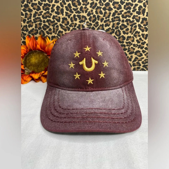 🦋B2G1🦋TRUE RELIGION Deep Garnet HorseShoe Adjustable Baseball Hat | OSFA | - Picture 1 of 7